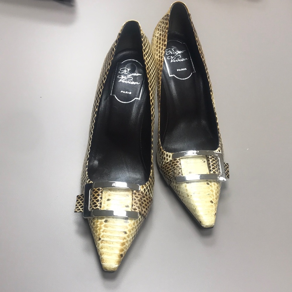 🎉HP🎉 Roger Vivier